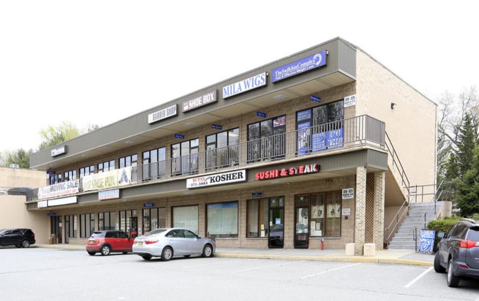 Primary Photo Of 419 Rt-59, Monsey Freestanding For Sale