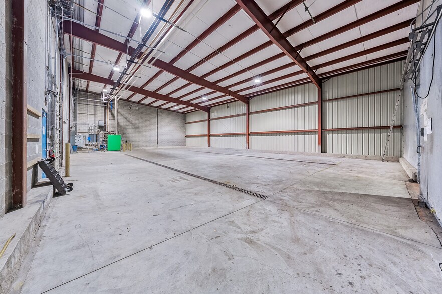 More Photos Of 619 S Fir St, Medford Refrigeration Cold Storage For Sale