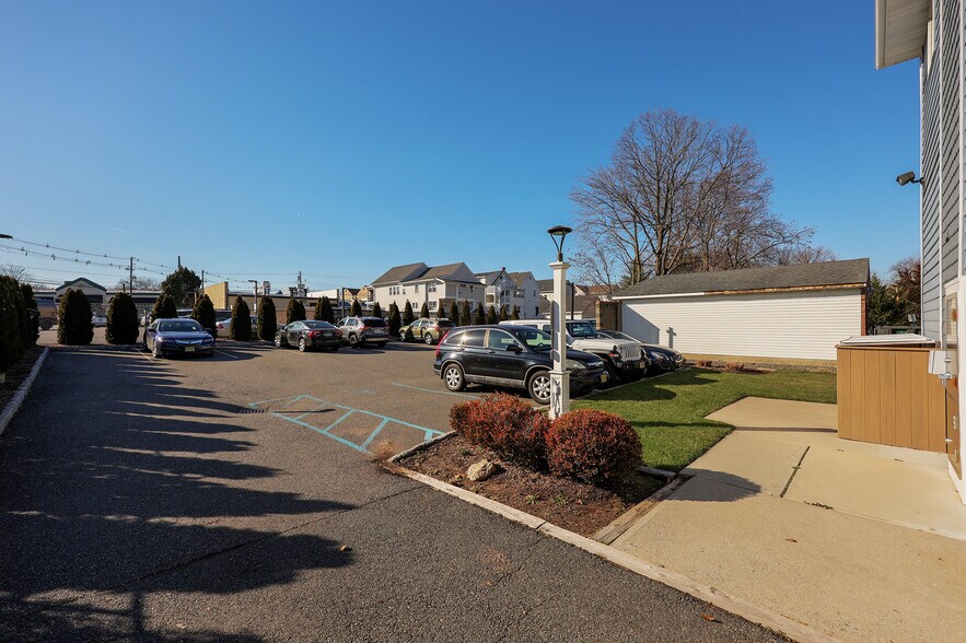 More Photos Of 238 Saint Paul St, Westfield Office For Lease
