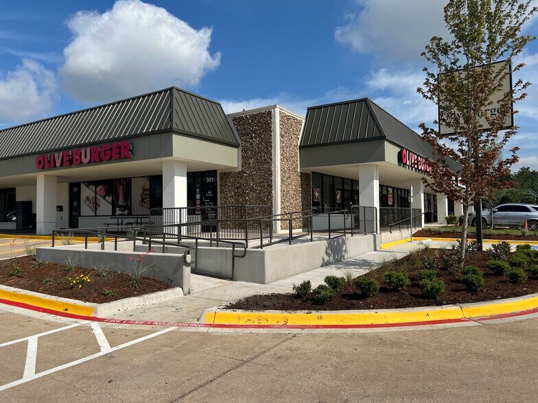 More Photos Of 2109 Parker Rd W, Plano Unknown For Lease