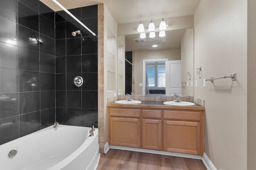 More Photos Of 145 Liberty St NE, Salem Apartments For Sale