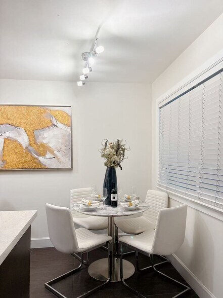 More Photos Of 1252 W 37th St, Los Angeles Apartments For Sale