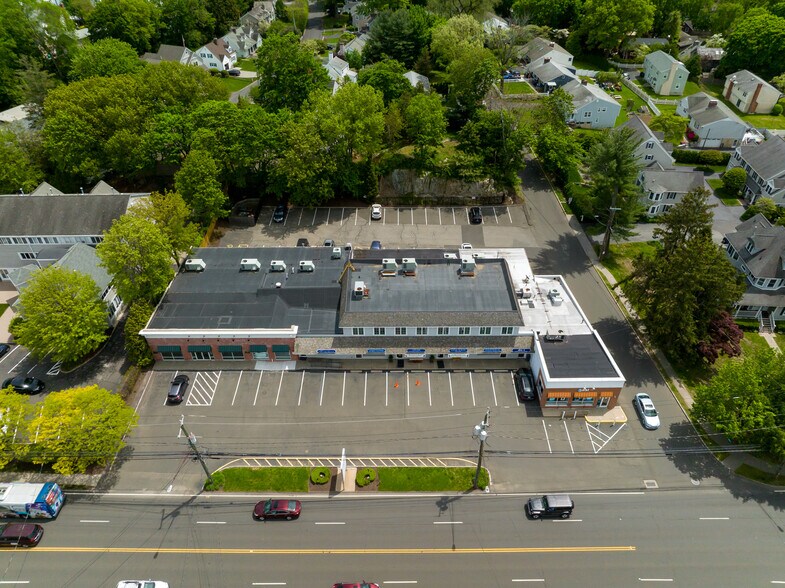 Primary Photo Of 399-407 E Putnam Ave, Cos Cob Unknown For Lease