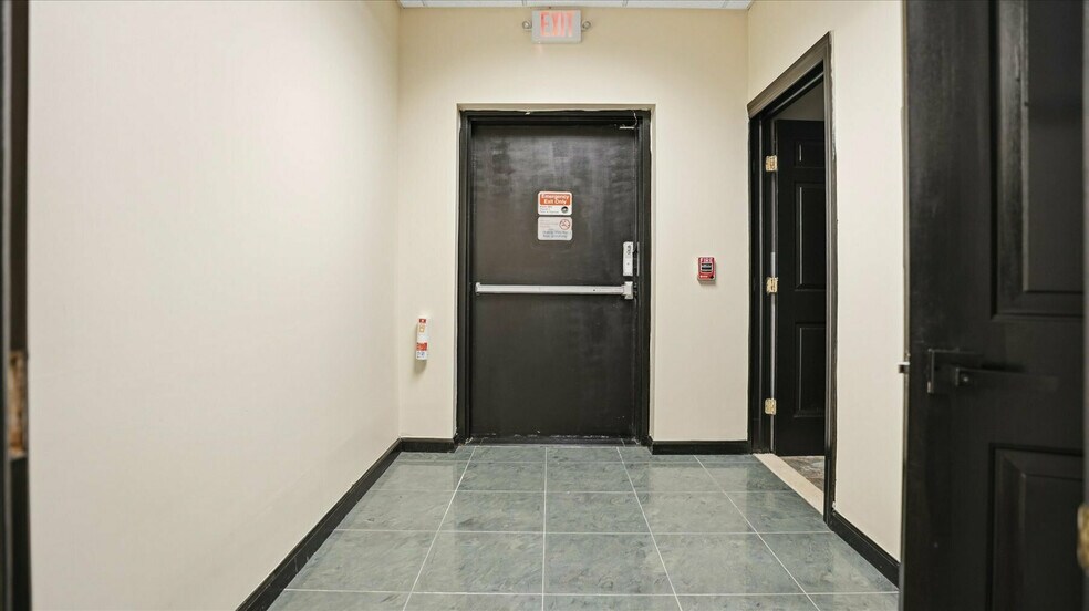 More Photos Of 648 Route 25a, Rocky Point Medical For Lease