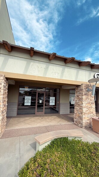 More Photos Of 28421 N Vistancia Blvd, Peoria General Retail For Lease