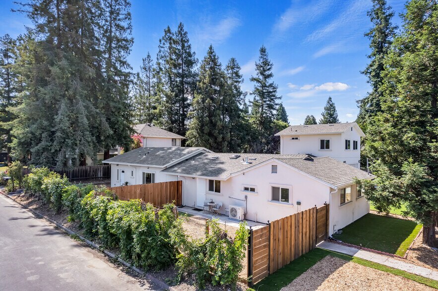 More Photos Of 1006 Court Ln, Concord Apartments For Sale