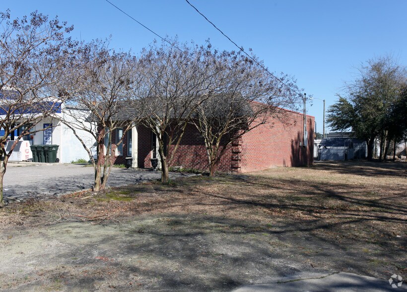 More Photos Of 507 S Main St, Mullins Office For Sale