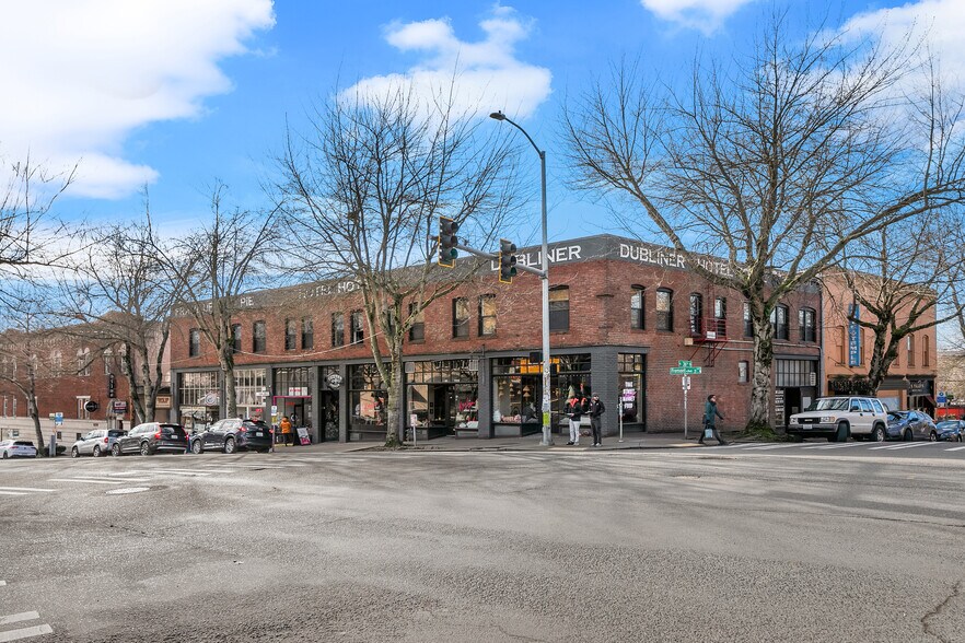 Primary Photo Of 3517 Fremont Ave N, Seattle Restaurant For Sale