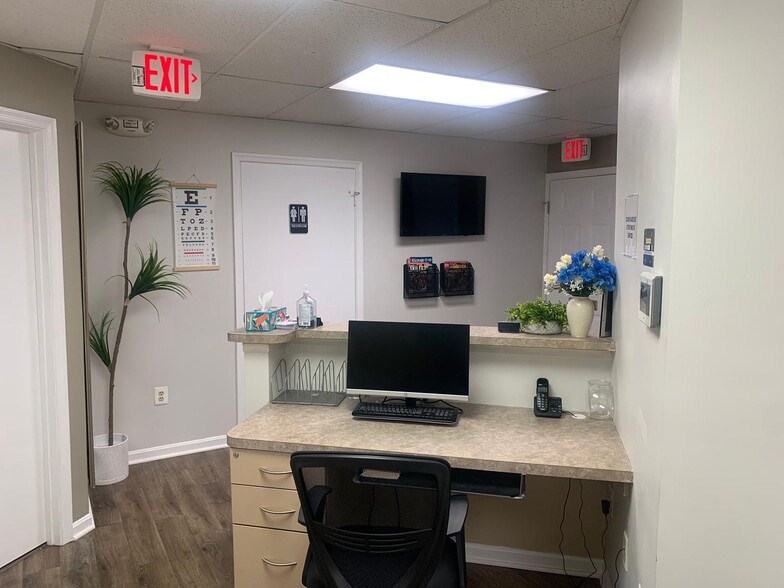 More Photos Of 14333 Laurel Bowie Rd, Laurel Medical For Sale