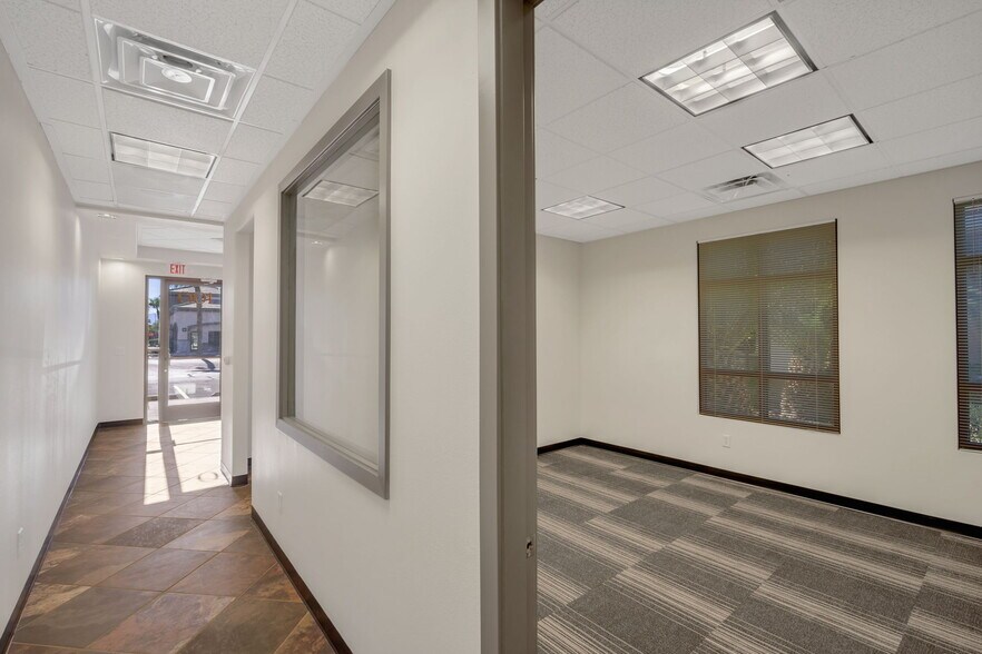 More Photos Of 8840 S Maryland Pky, Las Vegas Loft Creative Space For Sale