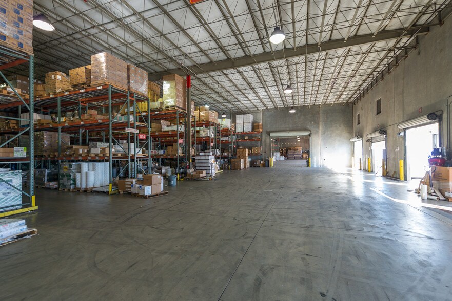More Photos Of 330 Stevens St, Jacksonville Warehouse For Lease
