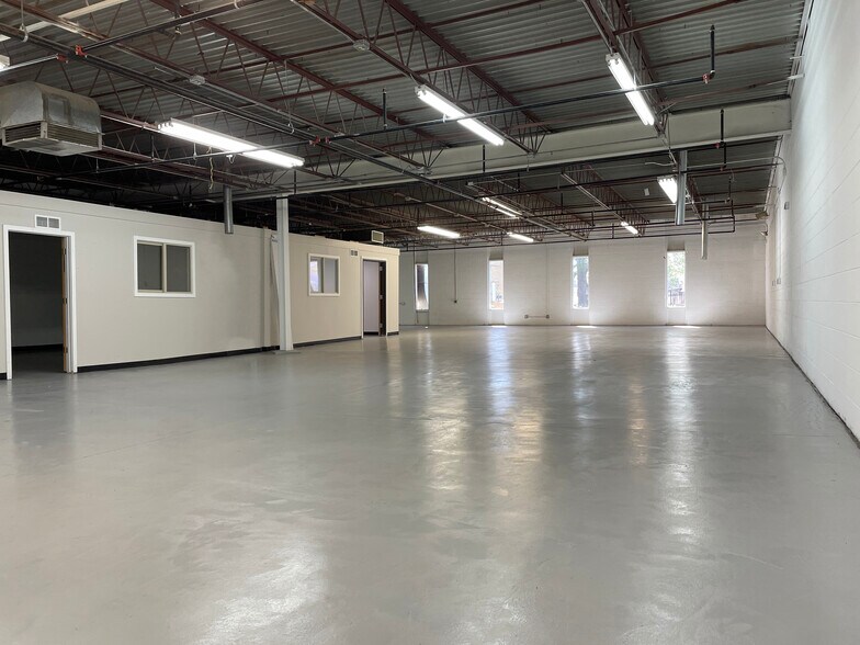 More Photos Of 1 Park St, Broomfield Warehouse For Sale