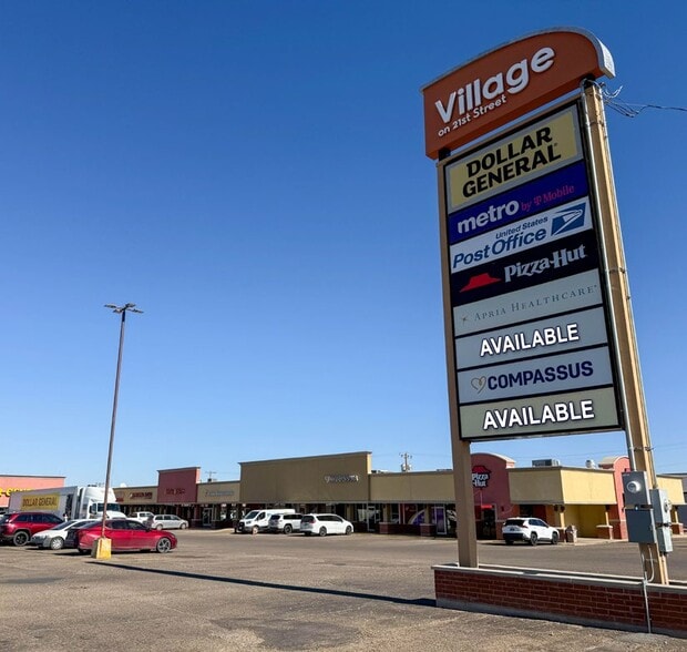 More Photos Of 1200 W 21st St, Clovis Storefront For Lease