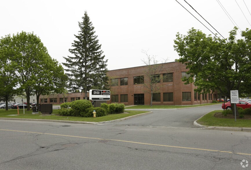 More Photos Of 65 Auriga Dr, Ottawa Office For Lease