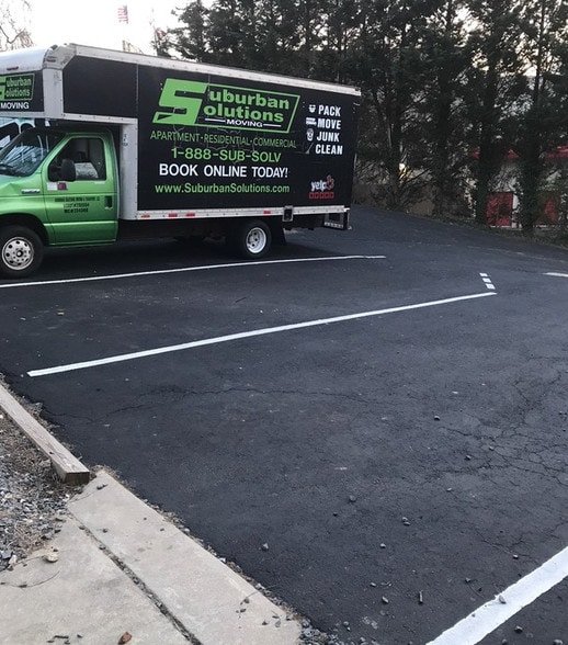 More Photos Of 3000 Oak Dr, Kensington Office Residential For Sale