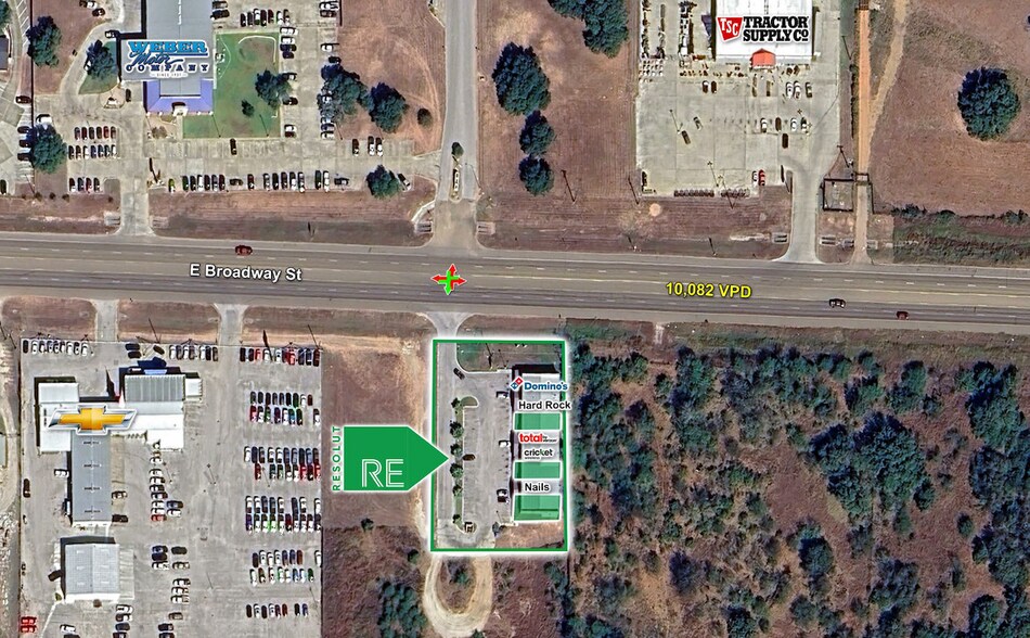 More Photos Of 1431 E Broadway St, Cuero Storefront Retail Office For Lease