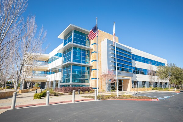 More Photos Of 8890 Cal Center Dr, Sacramento Office For Lease