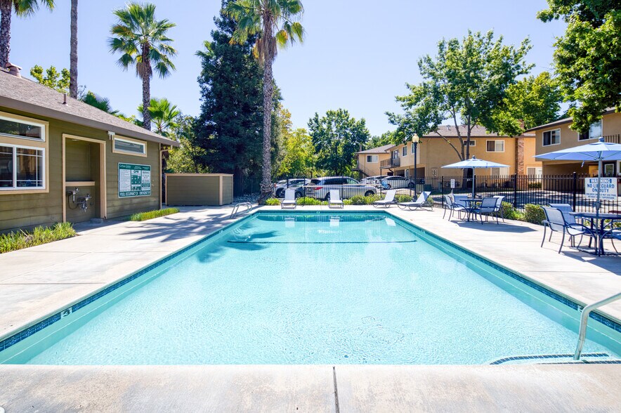More Photos Of 2900 Channel Ct, Sacramento Apartments For Sale