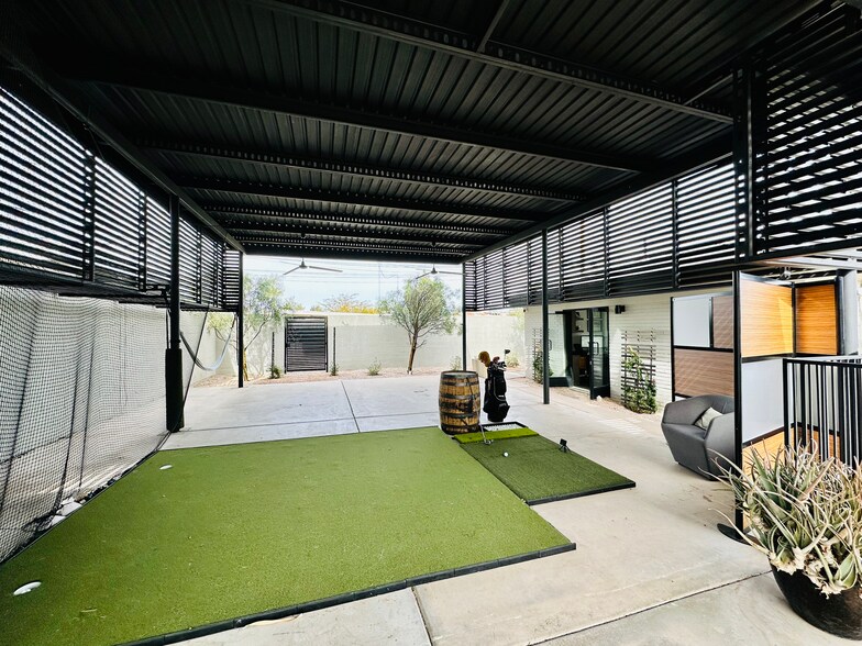 More Photos Of 484 W Chandler Blvd, Chandler Office For Lease