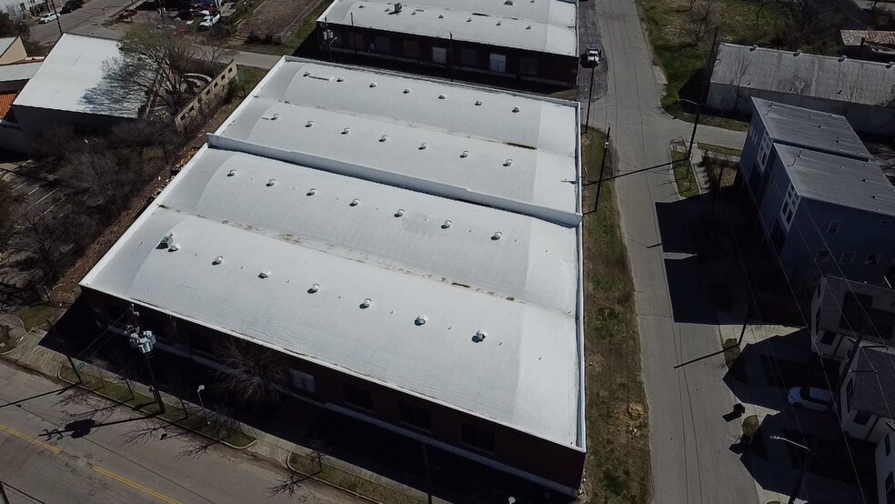 More Photos Of 10 N Milby St, Houston Warehouse For Lease
