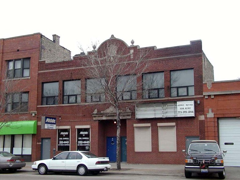 More Photos Of 3251-3253 W Fullerton Ave, Chicago Freestanding For Lease