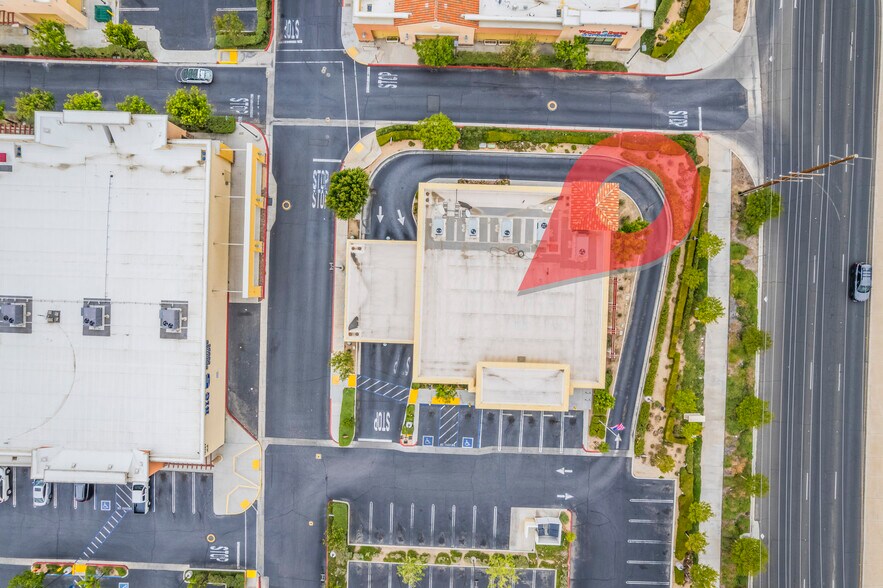 More Photos Of 19095 Bear Valley Rd, Apple Valley Bank For Sale