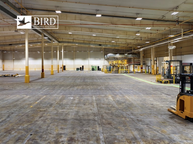 More Photos Of 101 Seabrook Dr, Sylvester Distribution For Lease