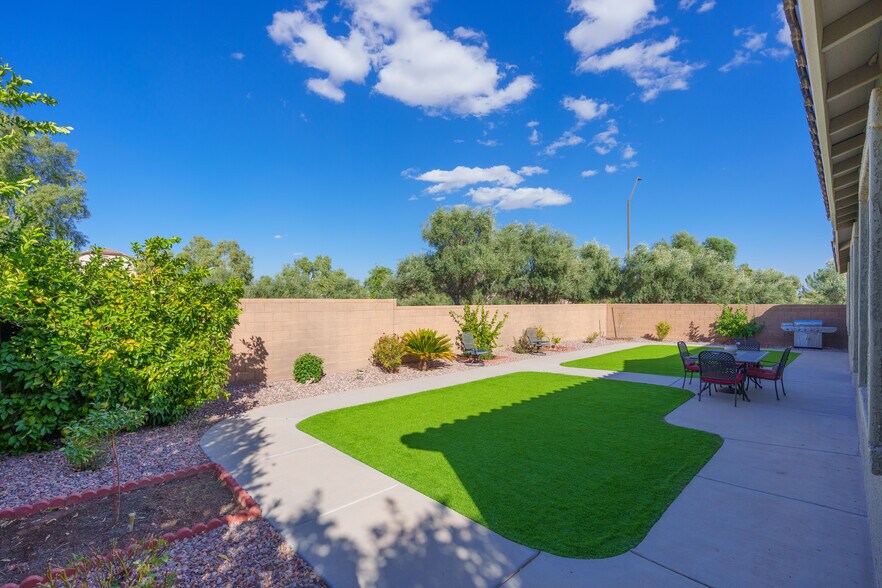 More Photos Of 18000 W Assisted Living Home LN, Surprise Assisted Living For Sale