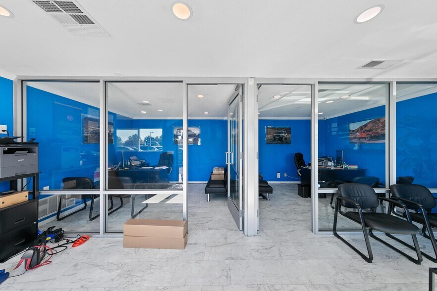More Photos Of 7480 El Cajon Blvd, La Mesa Auto Dealership For Sale