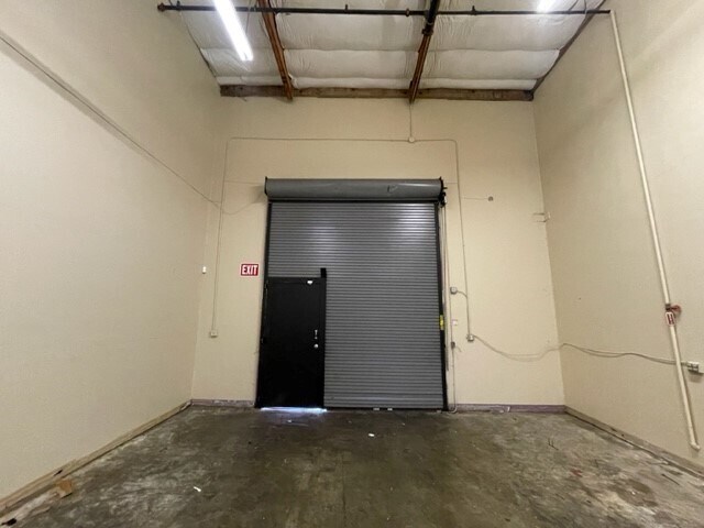 More Photos Of 110 Railroad Ave, Suisun City Flex For Lease