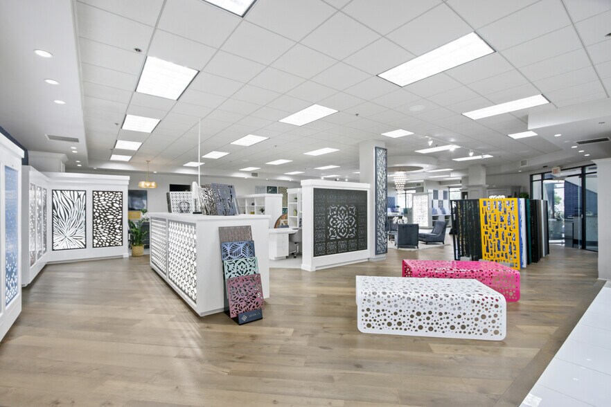 More Photos Of 4900 E Hunter Ave, Anaheim Manufacturing For Sale