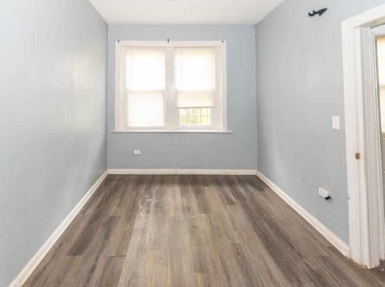 More Photos Of 3210-3212 Walbrook Ave, Baltimore Apartments For Sale