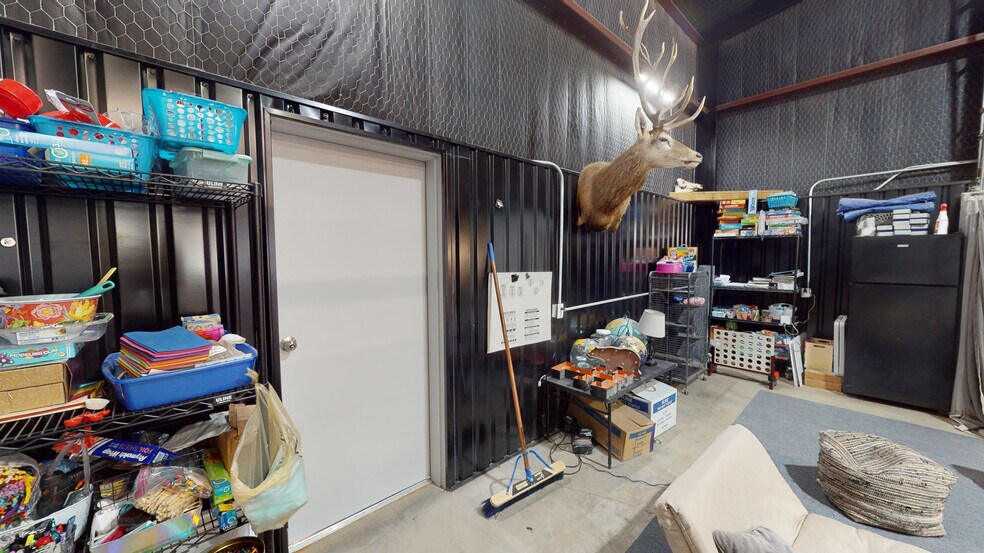 More Photos Of 1215 NW 1st Plz, Andrews Restaurant For Sale