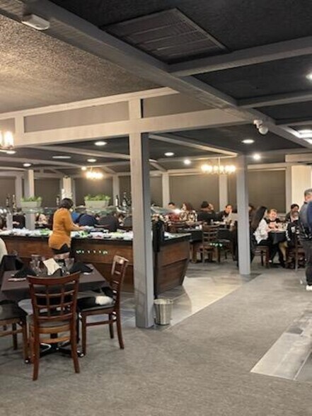 More Photos Of 909 Merchant St, Vacaville Restaurant For Lease