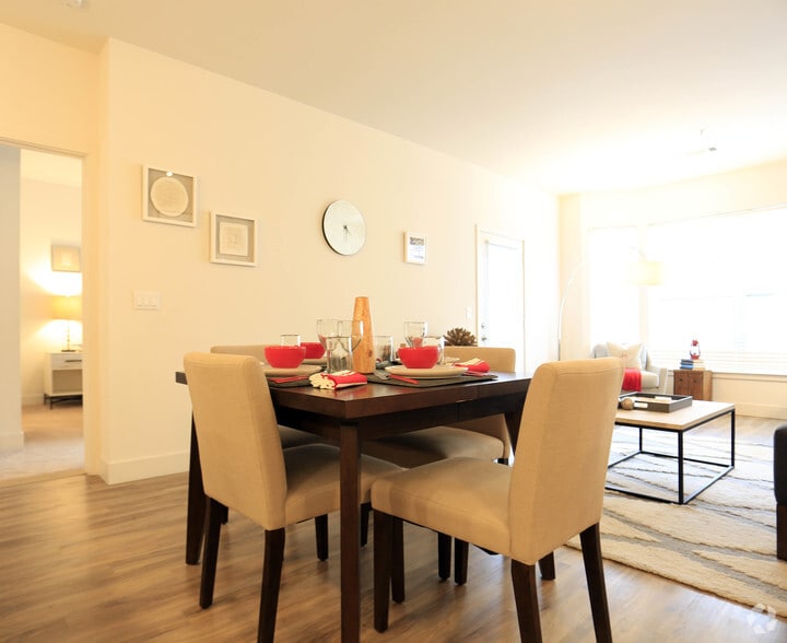 More Photos Of 515 West Ave, Norwalk Unknown For Lease