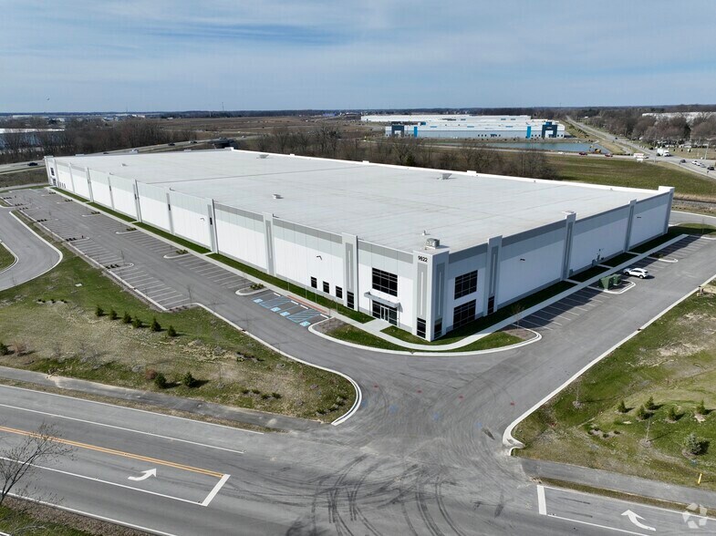 More Photos Of 9822 E 400 N, Brownsburg Distribution For Lease