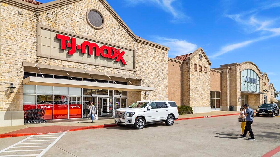 More Photos Of 2900-3100 Southlake Blvd, Southlake Unknown For Lease