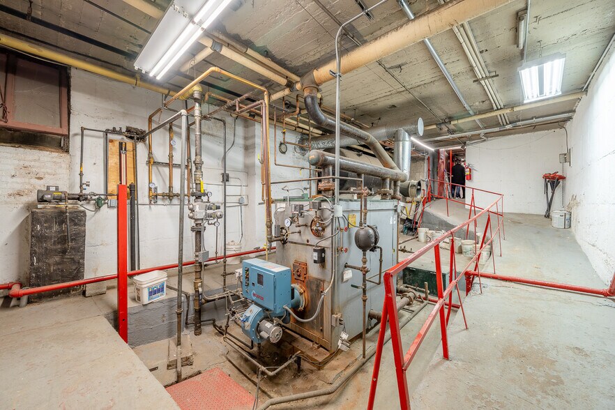 More Photos Of 118-16 91st Ave, Richmond Hill Apartments For Sale