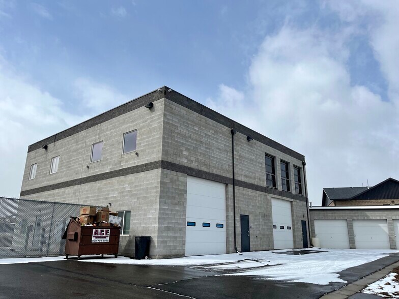 Primary Photo Of 4612 W 7000 S, West Jordan Self Storage For Lease