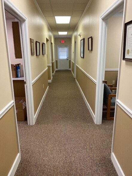 More Photos Of 659 Emory Valley Rd, Oak Ridge Office For Lease