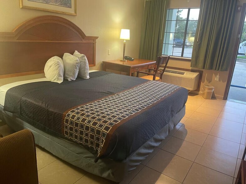 More Photos Of 2605 S Range Ave, Denham Springs Hotel For Sale