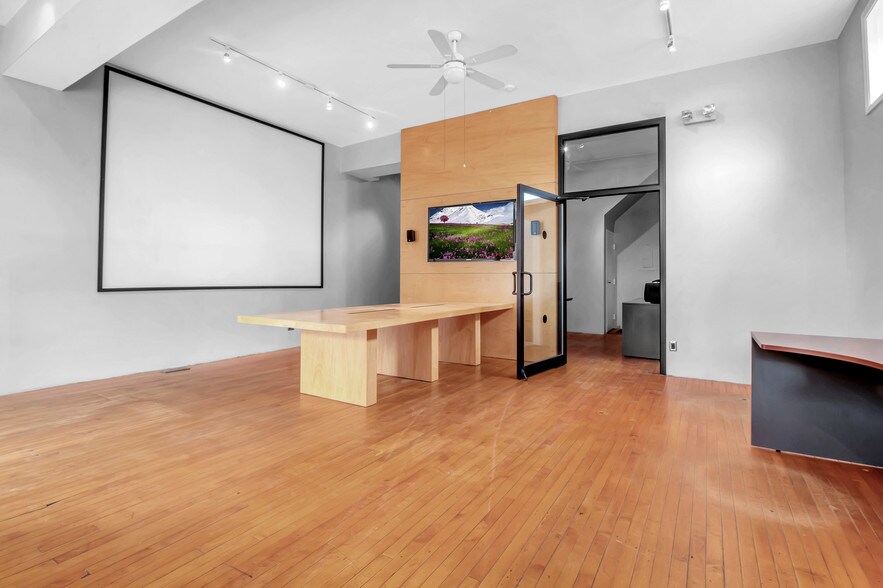 More Photos Of 110 Elmwood Ave, Buffalo Storefront Retail Office For Sale