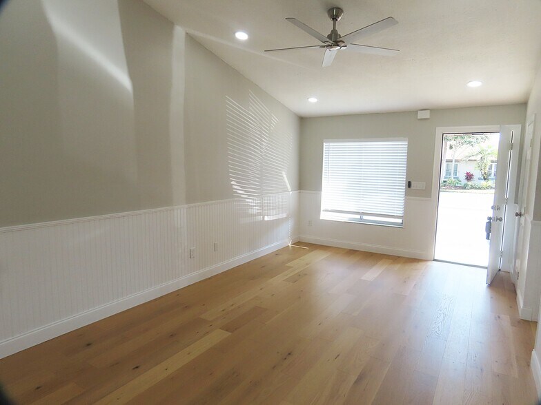 More Photos Of 5136-5186 La Mancha Ct, Orlando Apartments For Sale