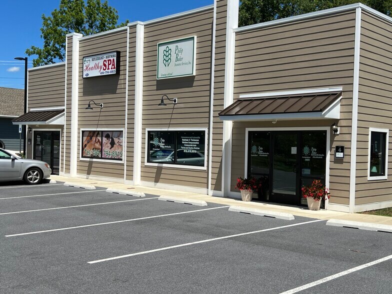 More Photos Of 8520 Allentown Pike, Blandon Unknown For Lease