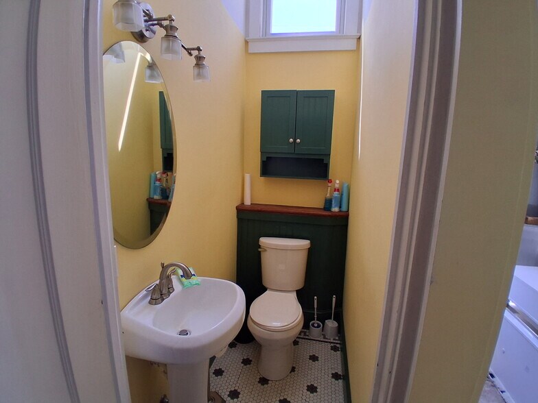 More Photos Of 117 Water St, Stonington Apartments For Sale