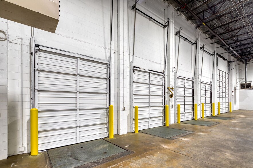 More Photos Of 3285 Saturn Ct, Peachtree Corners Warehouse For Lease