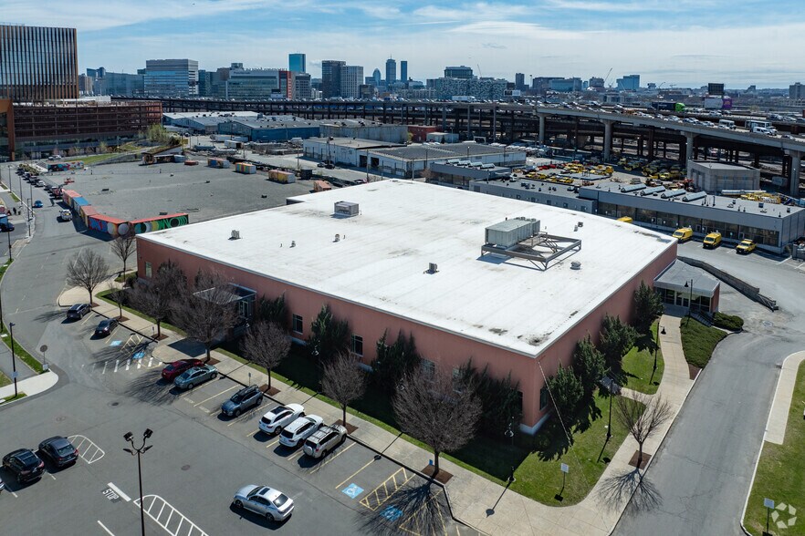 More Photos Of 570 Rutherford Ave, Charlestown Light Manufacturing For Lease