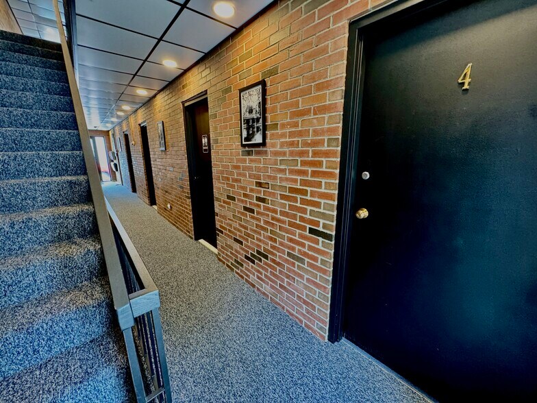 More Photos Of 93 Concord Ave, Belmont Medical For Lease