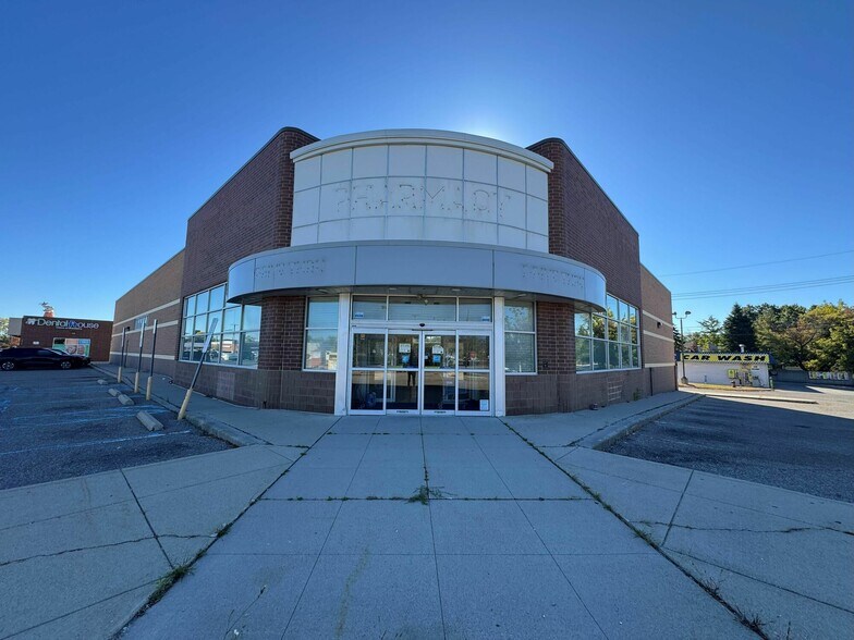 More Photos Of 5983 Highland Rd, Waterford Drugstore For Sale