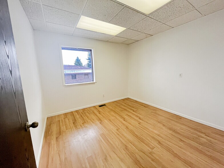 More Photos Of 5265 W Pierson Rd, Flushing Medical For Sale